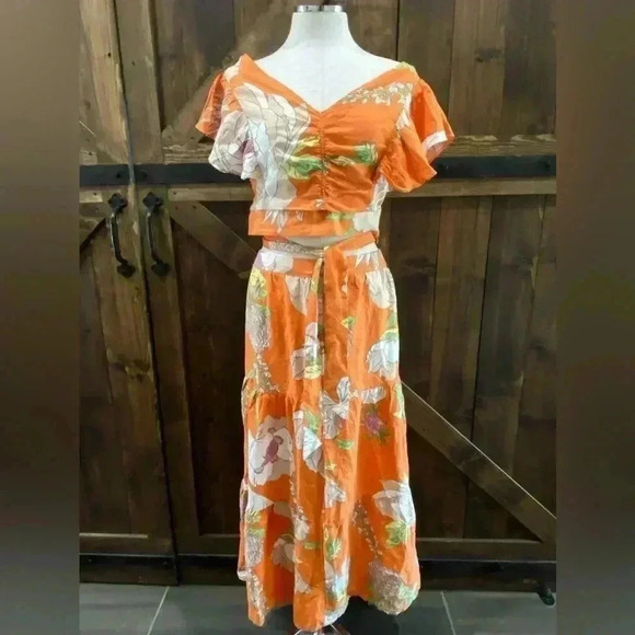 NWT Cynthia Rowley Two Piece Tangerine Floral Top and Maxi Skirt Set Size M - Picture 1 of 12